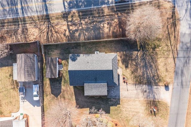 2001 Sunshine Lane, Lexington, NC 27295