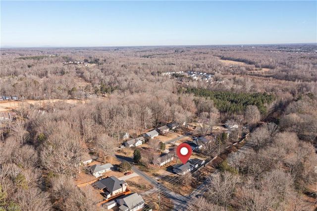 2001 Sunshine Lane, Lexington, NC 27295