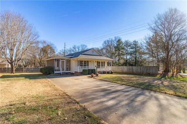 2001 Sunshine Lane, Lexington, NC 27295