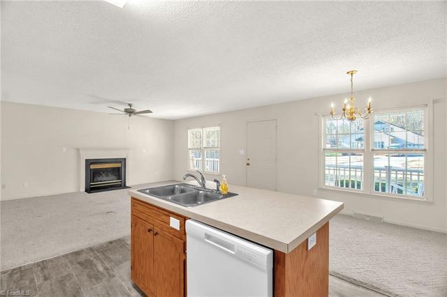 2001 Sunshine Lane, Lexington, NC 27295