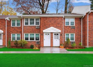 2710 South Road B5, Poughkeepsie, NY 12601