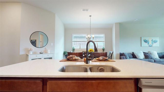 30823 Lake Spur Manor, Brookshire, TX 77423