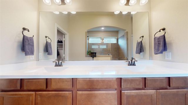 30823 Lake Spur Manor, Brookshire, TX 77423