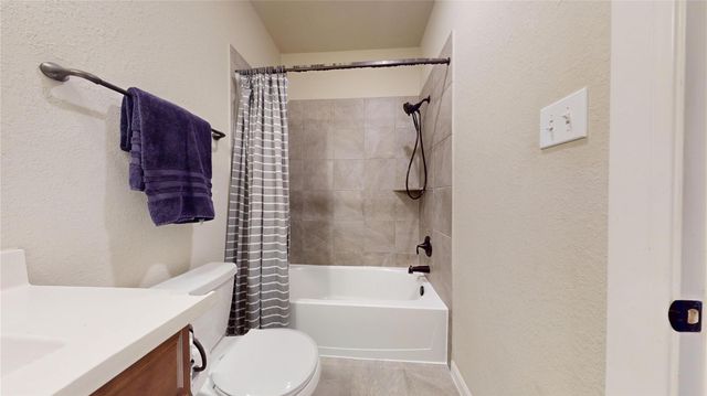 30823 Lake Spur Manor, Brookshire, TX 77423