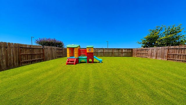 30823 Lake Spur Manor, Brookshire, TX 77423