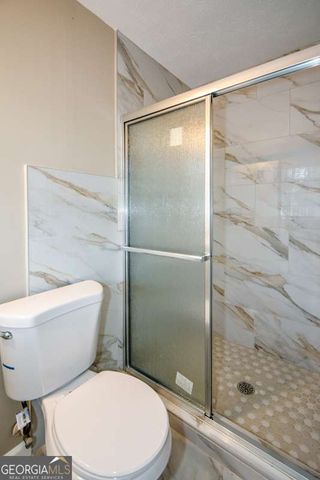 1316 White Oak Street SE, Conyers, GA 30013