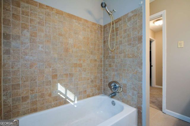 1316 White Oak Street SE, Conyers, GA 30013