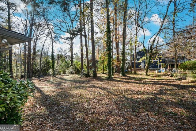 1316 White Oak Street SE, Conyers, GA 30013