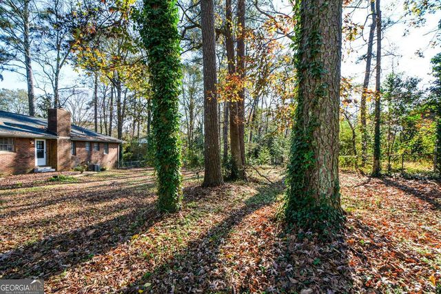 1316 White Oak Street SE, Conyers, GA 30013