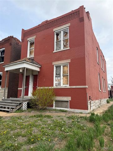 4305 Margaretta Avenue, St Louis, MO 63115