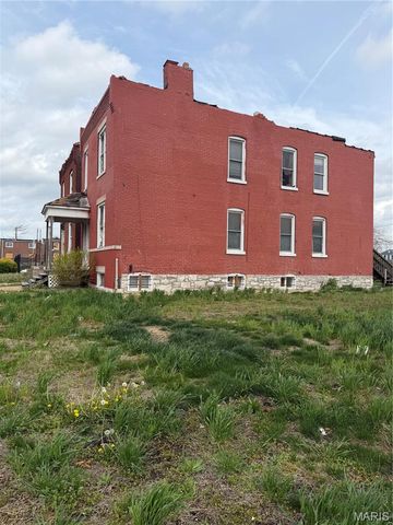 4305 Margaretta Avenue, St Louis, MO 63115