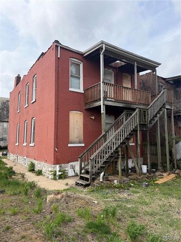 4305 Margaretta Avenue, St Louis, MO 63115
