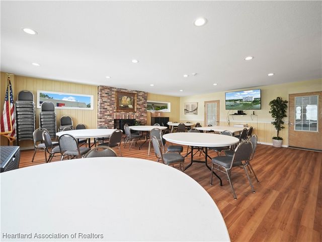 2131 Lakeview Drive 1008, Sebring, FL 33870