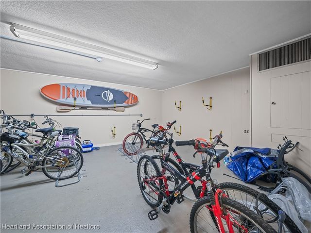 2131 Lakeview Drive 1008, Sebring, FL 33870