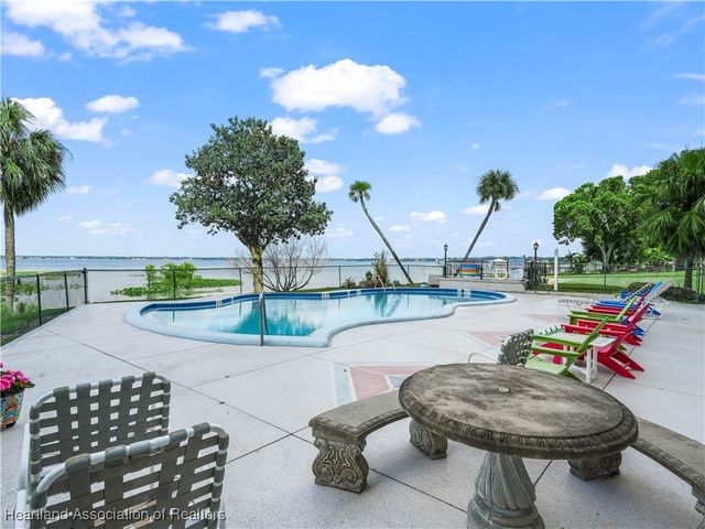 2131 Lakeview Drive 1008, Sebring, FL 33870