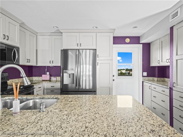 2131 Lakeview Drive 1008, Sebring, FL 33870