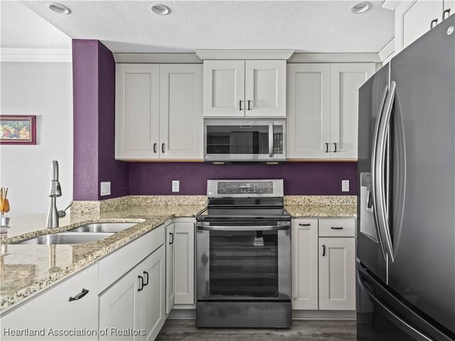 2131 Lakeview Drive 1008, Sebring, FL 33870