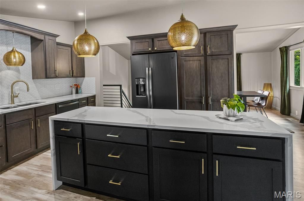 Image 28 of property listing at 1101 Walnut Street, Jerseyville, IL 62052
