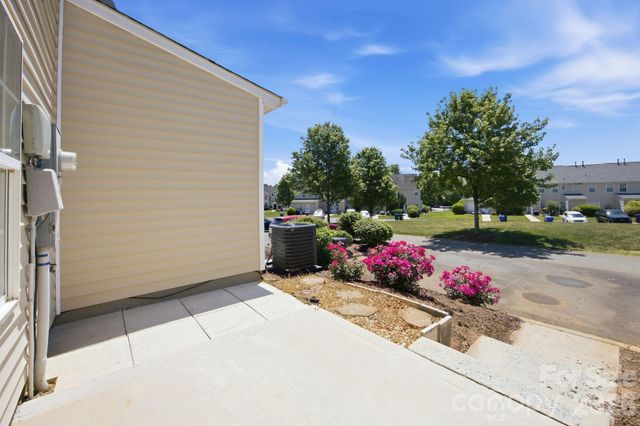 17747 Trolley Crossing Way, Cornelius, NC 28031