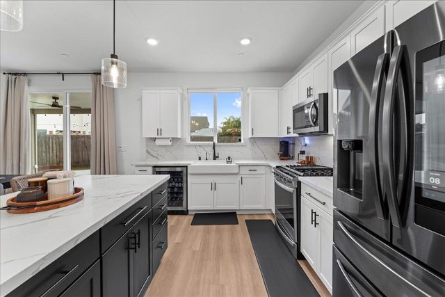 3651 McGuire Dr, Stockton, CA 95205