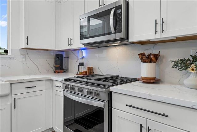 3651 McGuire Dr, Stockton, CA 95205