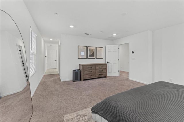 3651 McGuire Dr, Stockton, CA 95205