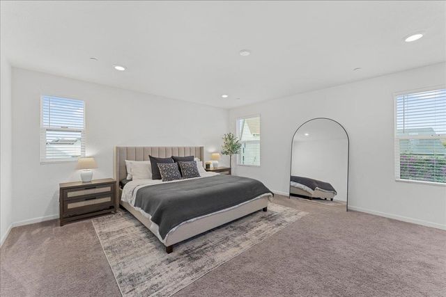 3651 McGuire Dr, Stockton, CA 95205