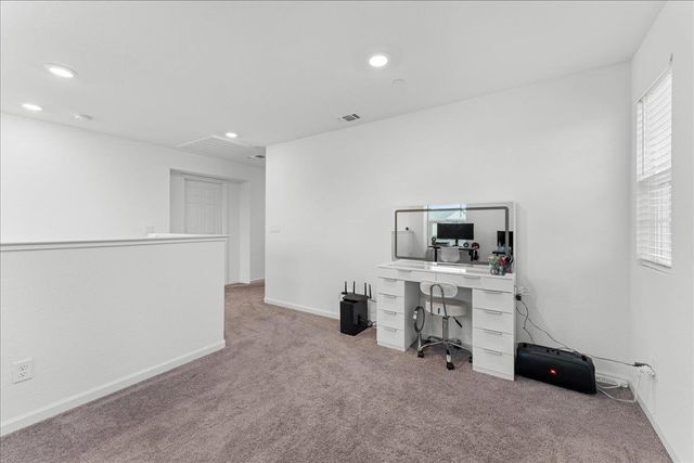 3651 McGuire Dr, Stockton, CA 95205