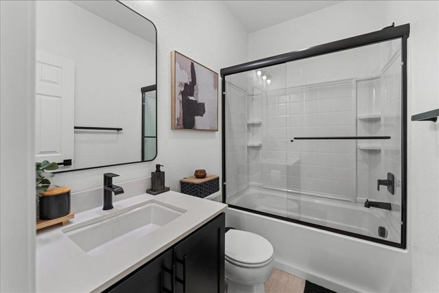 3651 McGuire Dr, Stockton, CA 95205