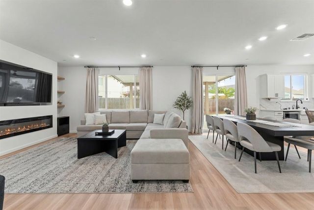 3651 McGuire Dr, Stockton, CA 95205