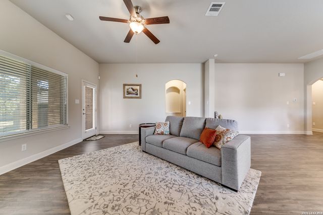 28442 Joanie Kay, San Antonio, TX 78260