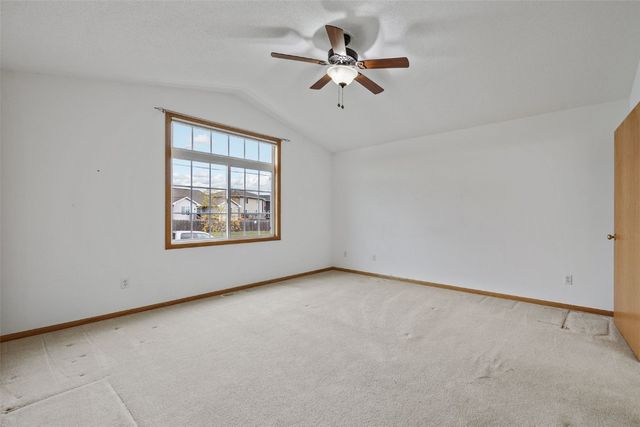 1055 74th Street NE, Cedar Rapids, IA 52402