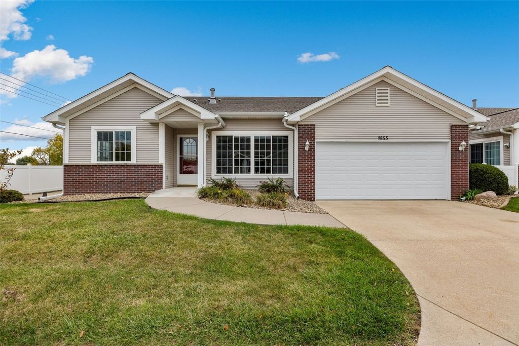 1055 74th Street NE, Cedar Rapids, IA 52402