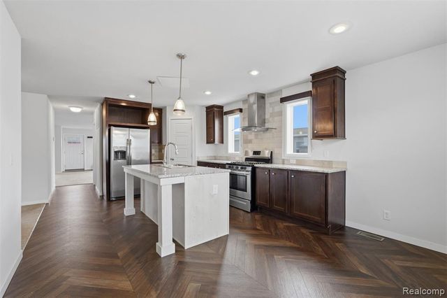 11766 Cedarbrook Drive, South Lyon, MI 48178