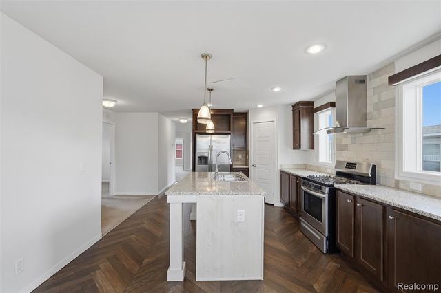 11766 Cedarbrook Drive, South Lyon, MI 48178