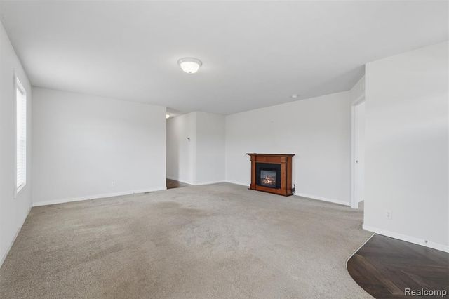 11766 Cedarbrook Drive, South Lyon, MI 48178