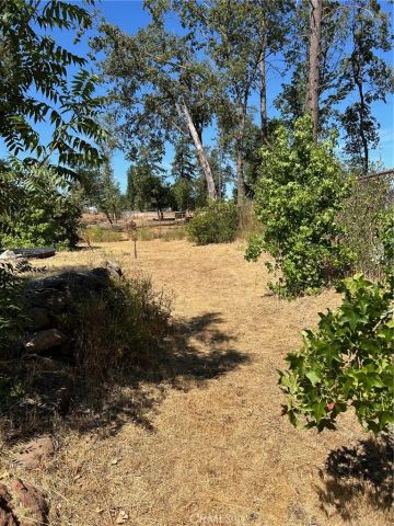 1345 Manhattan, Paradise, CA 95969