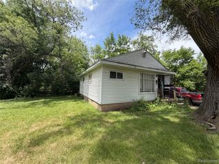 18184 Kentfield Street, Detroit, MI 48219