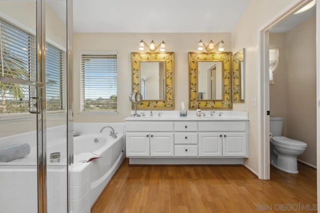 4863 Marblehead Bay Dr, Oceanside, CA 92057