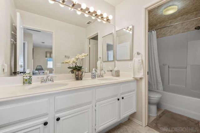 4863 Marblehead Bay Dr, Oceanside, CA 92057