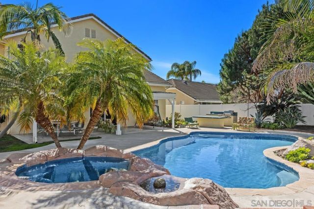 4863 Marblehead Bay Dr, Oceanside, CA 92057