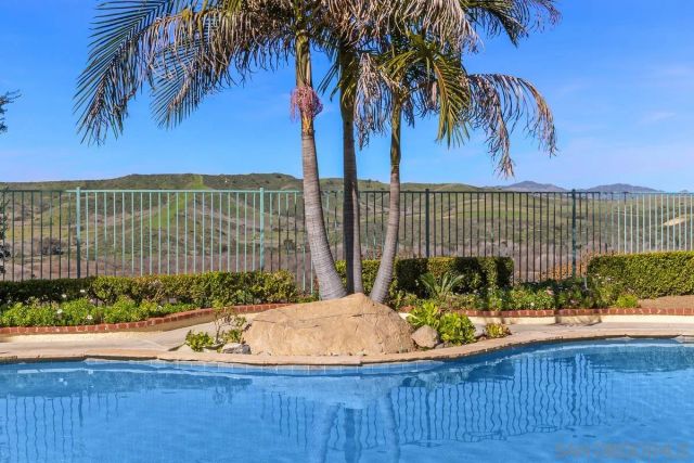 4863 Marblehead Bay Dr, Oceanside, CA 92057