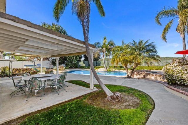4863 Marblehead Bay Dr, Oceanside, CA 92057