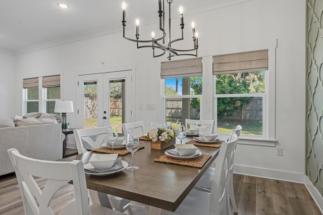 35 NW Highland Drive, Fort Walton Beach, FL 32548