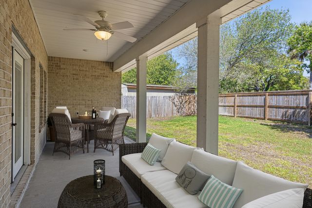 35 NW Highland Drive, Fort Walton Beach, FL 32548