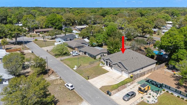 35 NW Highland Drive, Fort Walton Beach, FL 32548