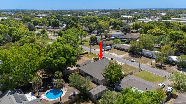 35 NW Highland Drive, Fort Walton Beach, FL 32548