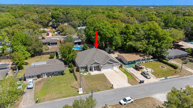 35 NW Highland Drive, Fort Walton Beach, FL 32548