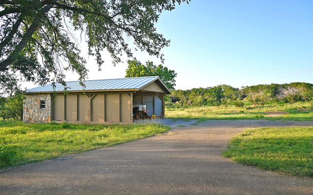 101 Stadium View DR, Marble Falls, TX 78654