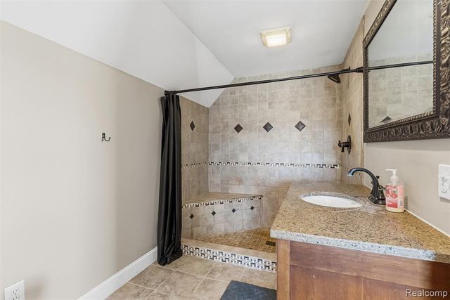 8753 Brewer Road, Millington, MI 48746